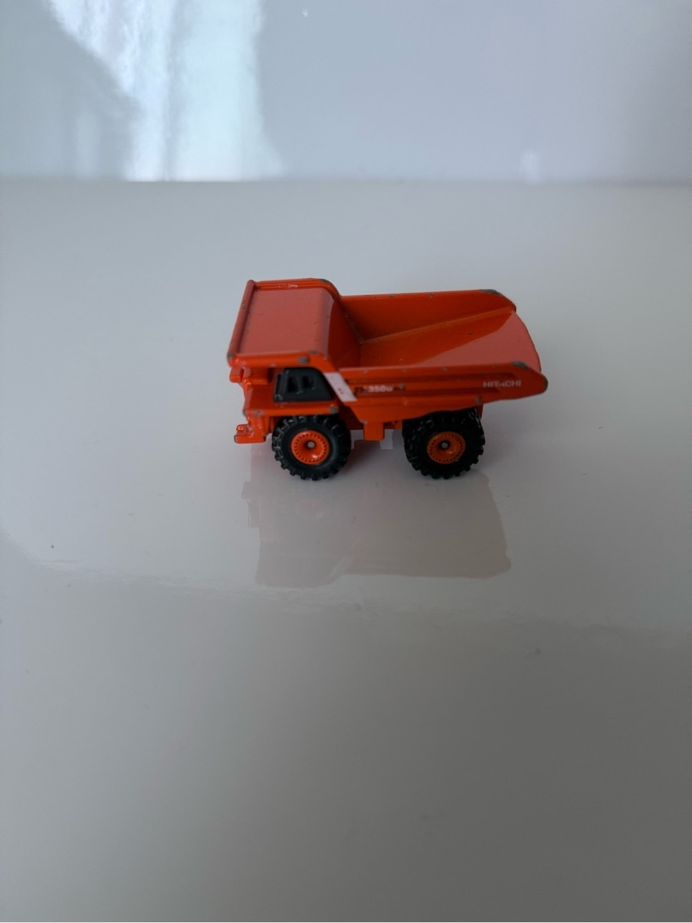 Takara Tomy Tomica Hitachi Rigid Dump Truck Eh3500AC II